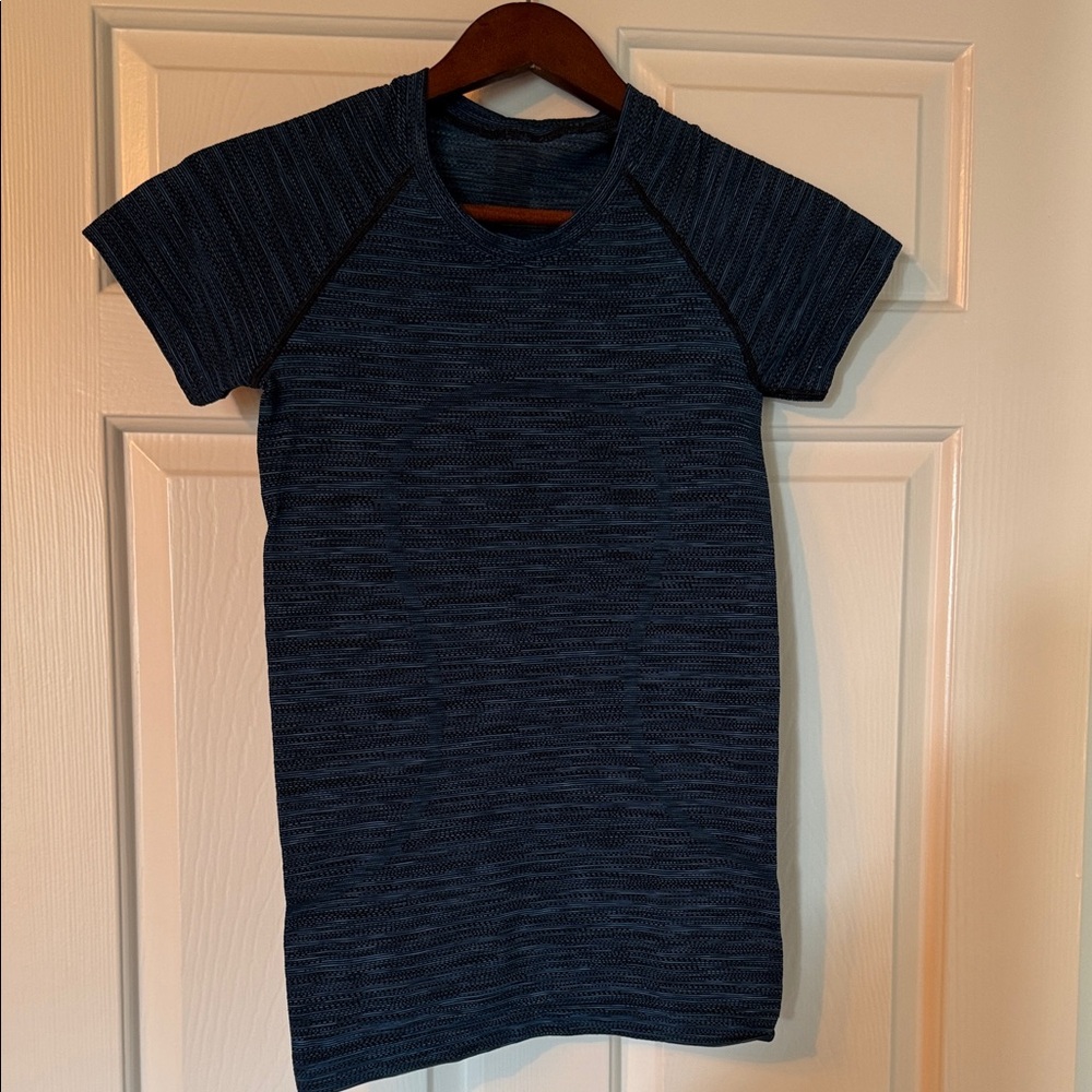 lululemon athletica Navy Blue Short Sleeve Tee
